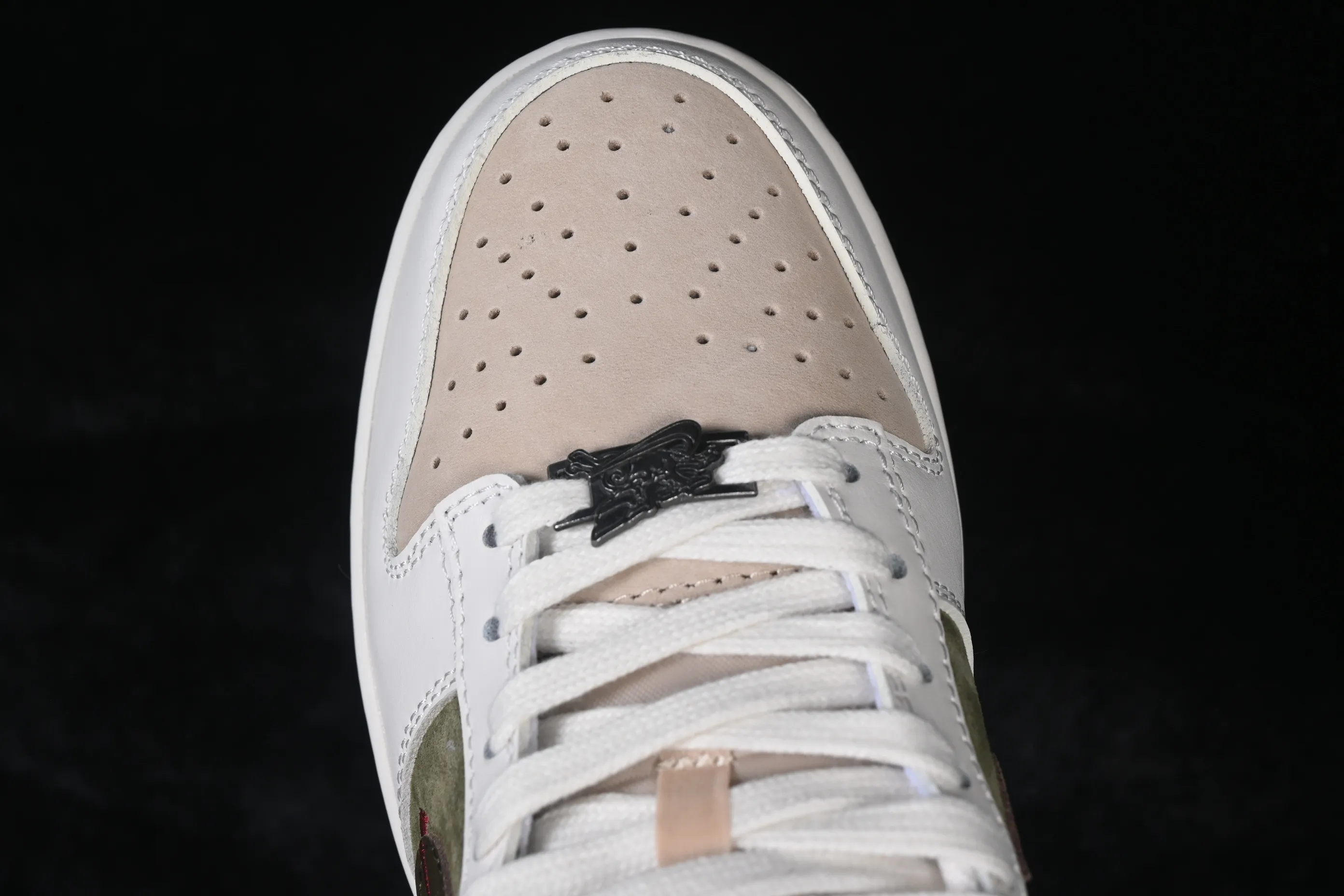 All categories Nk SB Dunk series Nk SB Dunk Low low-top sneakers Nike SB Dunk Low Year of the Horse limited low-top casual sneakers IQ1118-220